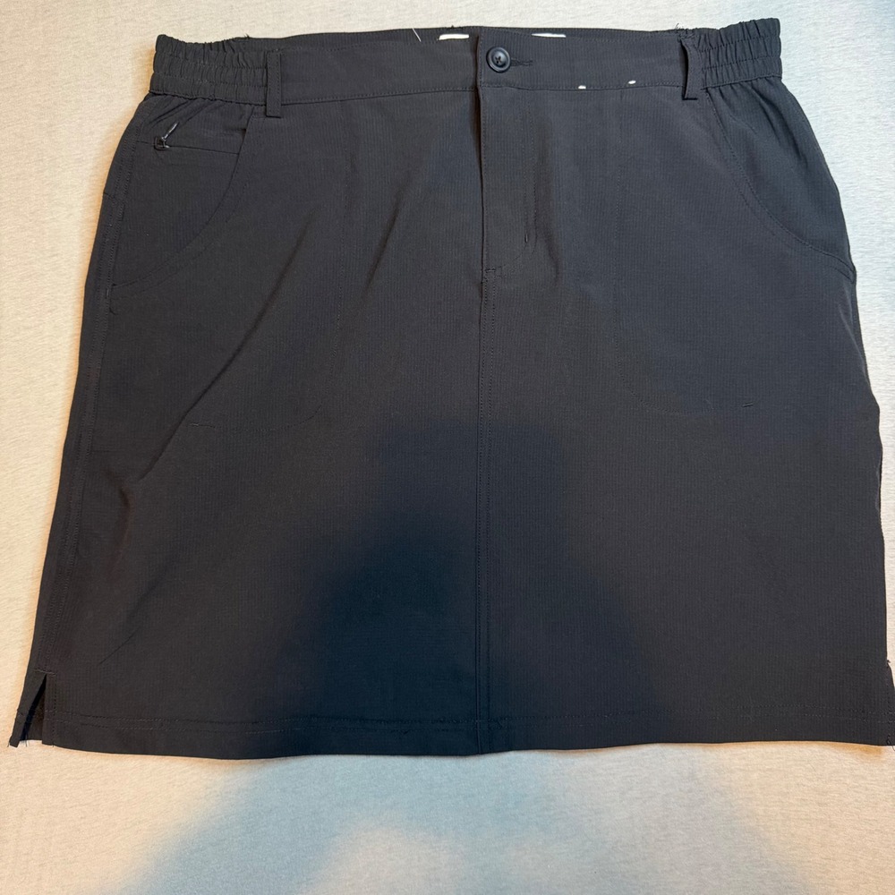 Tilley Womens Black Ripstop Hiking Skort Size L Recycled Stretch Outdoor Travel